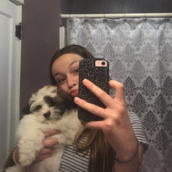 Meet your Posher, Abegail - Picture 1 of 1